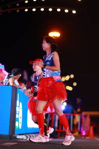 BIB: 4693
                            <button type="button" onclick="openModal(23052885)" class="btn btn-primary btn-sm float-right btn-popup" data-toggle="modal" data-target=".modal-high-quality">
                        <i class="fas fa-shopping-cart"></i> Add to Cart
                    </button>
                                            <button type="button" onclick="isThisMe(23052885, true)" class="btn btn-success btn-sm float-right btn-popup btn-isme hidden" data-toggle="tooltip" data-placement="bottom" title="นี่คือรูปของคุณใช่ไหม คลิกที่นี่เพื่อเอาเข้าอัลบั้ม">
                        <i class="fas fa-plus"></i> Add to album
                    </button>
                    <button type="button" onclick="isThisMe(23052885, false)" class="btn btn-warning btn-sm float-right btn-popup btn-isnotme hidden">
                        <i class="fas fa-ban"></i> Remove from album
                    </button>